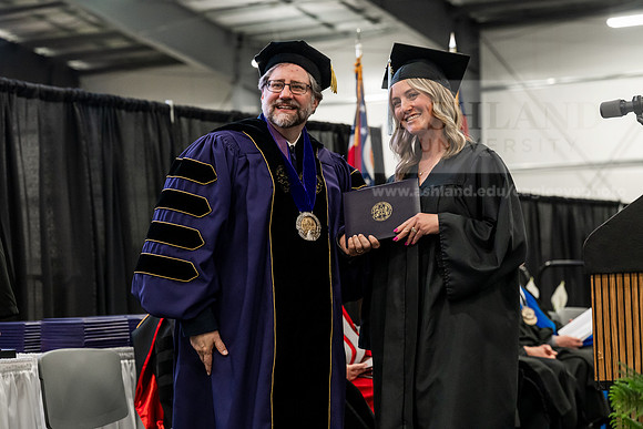 072GradBachelorScienceEducation0526AE3_8159