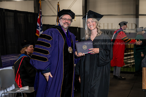 073GradBachelorScienceEducation0526AWB_2567