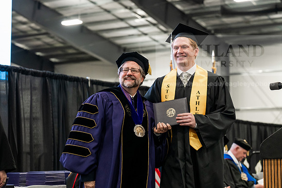 085GradBachelorScienceEducation0526AE3_8167