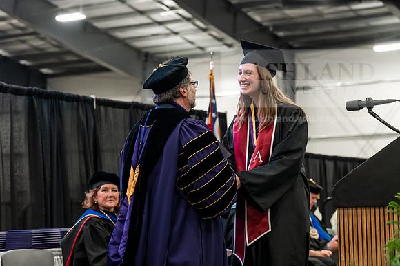 152GradBachelorScienceEducation0526AE3_8209