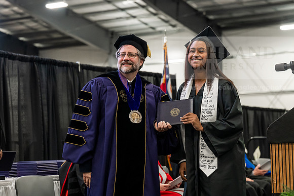 168GradBachelorScienceEducation0526AE3_8219
