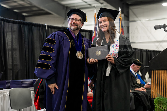 173GradBachelorScienceEducation0526AE3_8221