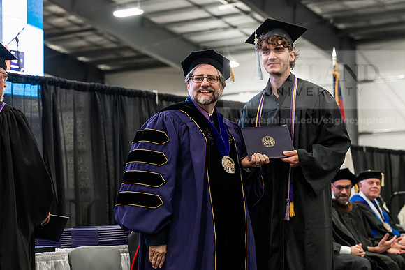 190GradBachelorScienceEducation0526AE3_8230