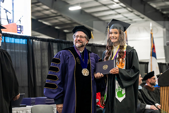 217GradBachelorScienceEducation0526AE3_8244