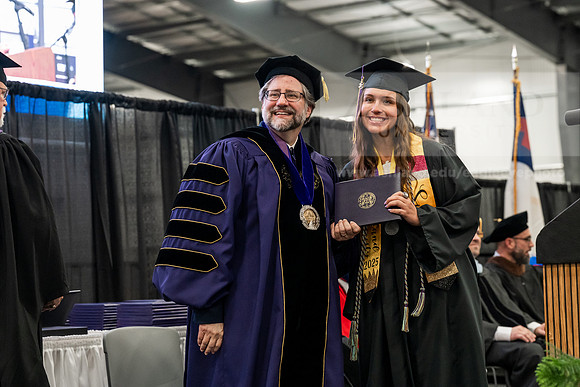 224GradBachelorScienceEducation0526AE3_8248