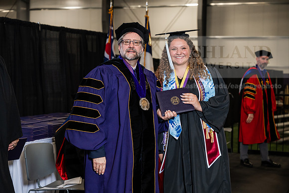 247GradBachelorScienceEducation0526AWB_2694