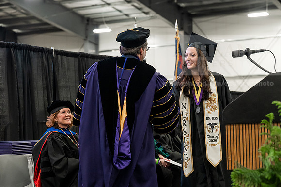 007GradBachelorScienceNursing0526AE3_8274