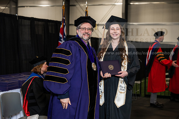013GradBachelorScienceNursing0526AWB_2724