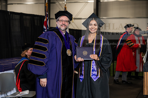 025GradBachelorScienceNursing0526AWB_2736
