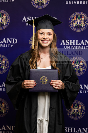 038GradBachelorScienceSocialWork0526CCP10753