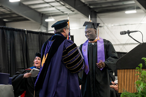 003GradMasterBusinessAdmin0526AE3_8398