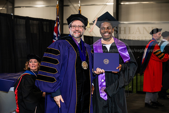 011GradMasterBusinessAdmin0526AWB_2884