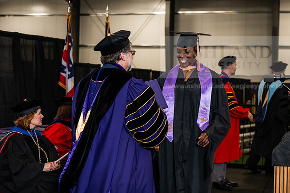 015GradMasterBusinessAdmin0526AWB_2887