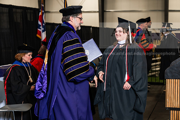 017GradMasterArts0526AWB_3198
