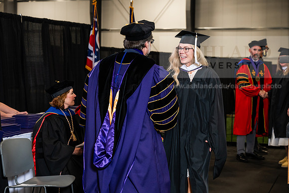 025GradMasterArts0526AWB_3202