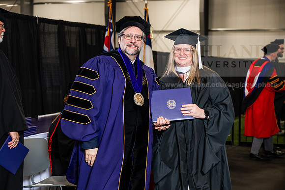 035GradMasterArts0526AWB_3209
