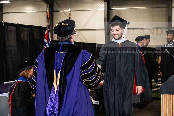 051GradMasterArts0526AWB_3225