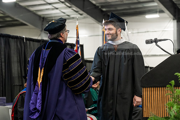 053GradMasterArts0526AE3_8658
