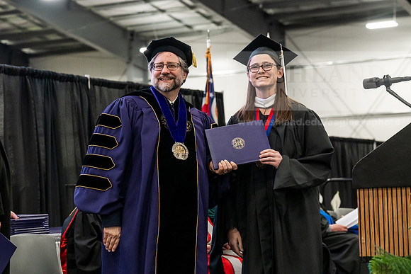 076GradMasterArts0526AE3_8672