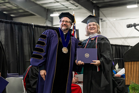 091GradMasterArts0526AE3_8680