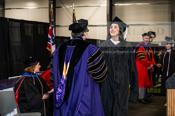 104GradMasterArts0526AWB_3268