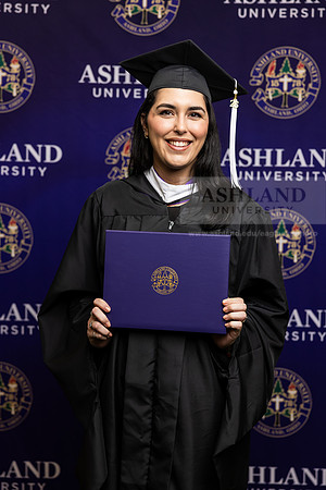 110GradMasterArts0526CCP10949
