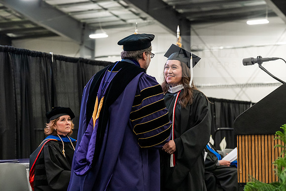 114GradMasterArts0526AE3_8691