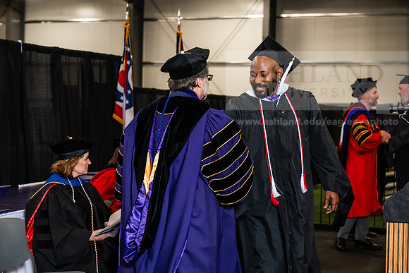 119GradMasterArts0526AWB_3282