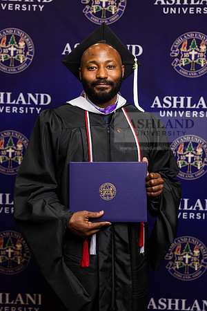 124GradMasterArts0526CCP10952