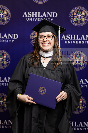 140GradMasterArts0526CCP10957