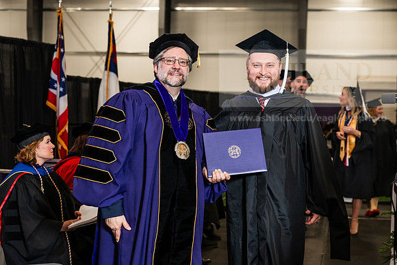 142GradMasterArts0526AWB_3300