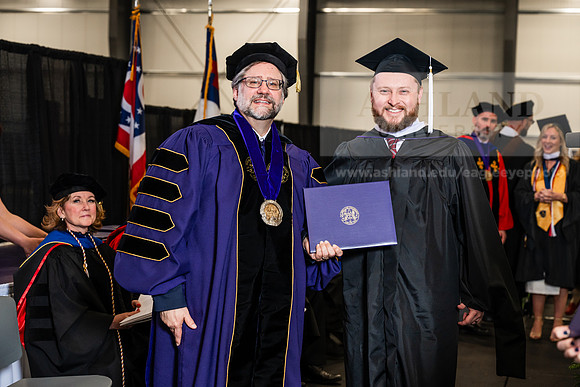 143GradMasterArts0526AWB_3303