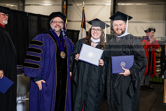146GradMasterArts0526AWB_3305