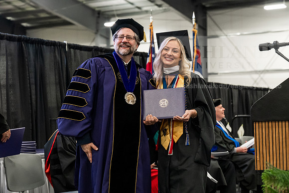 151GradMasterArts0526AE3_8712