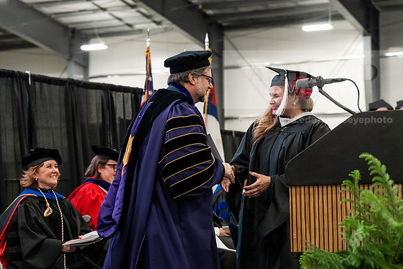 158GradMasterArts0526AE3_8715
