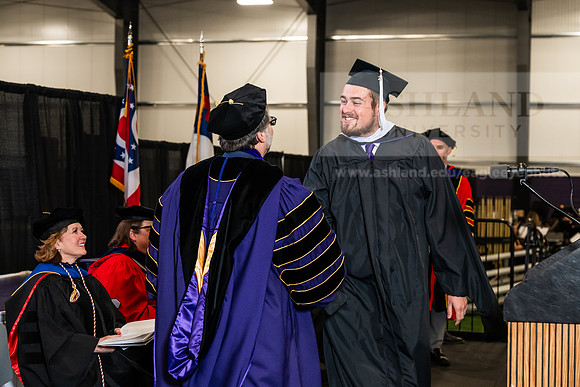 166GradMasterArts0526AWB_3324