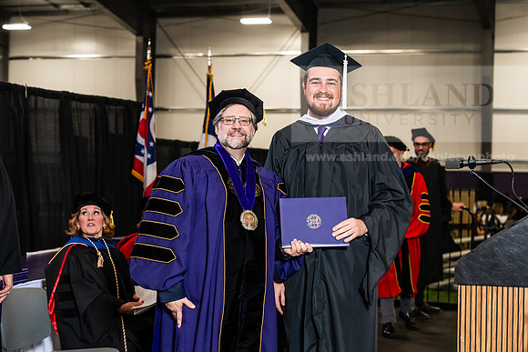170GradMasterArts0526AWB_3328