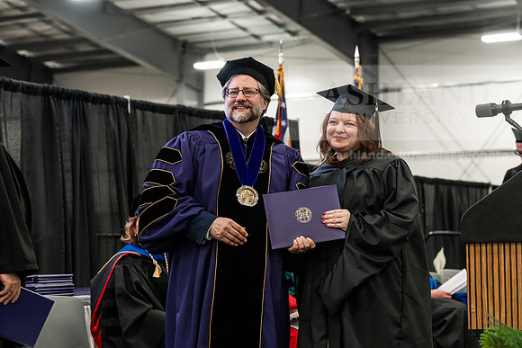 004GradMasterFineArts0526AE3_8725