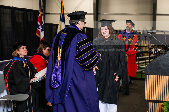 002GradMasterFineArts0526AWB_3333
