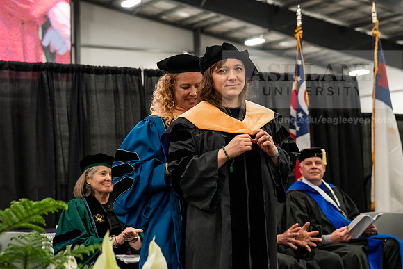 019GradDoctorNursingPractice0526AE3_8818