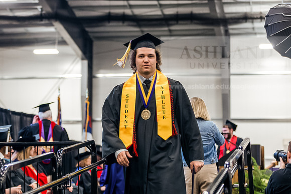 016GradDegreesCandid0526JK452A2678