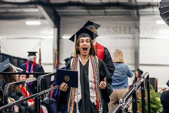 019GradDegreesCandid0526JK452A2687