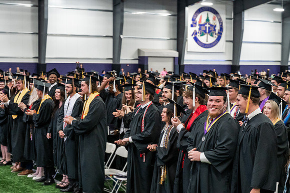 016GraduationPostCeremony0526AE3_8882