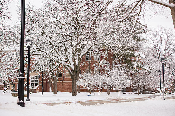 WinterCampusLife0123ALW_3763