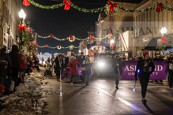 AshlandChristmasParade1225AWB_6070