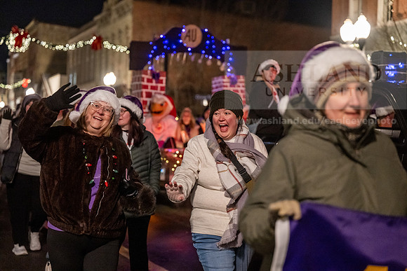 AshlandChristmasParade1225AWB_6096