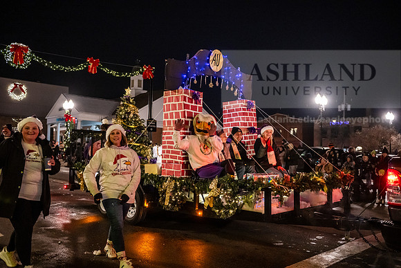 AshlandChristmasParade1225AWB_6139