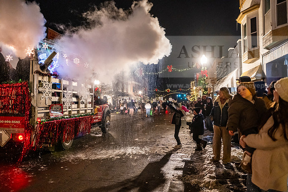 AshlandChristmasParade1225AWB_6185