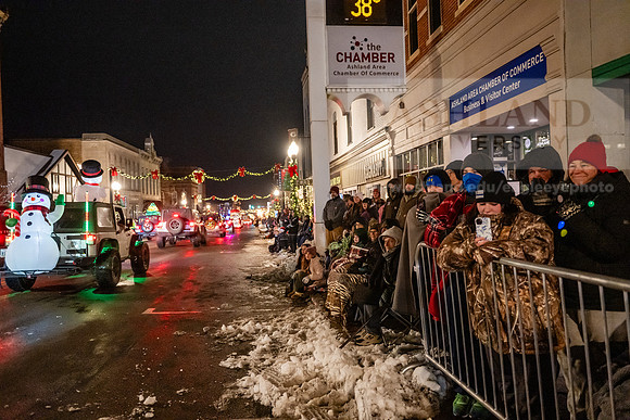 AshlandChristmasParade1225AWB_6574