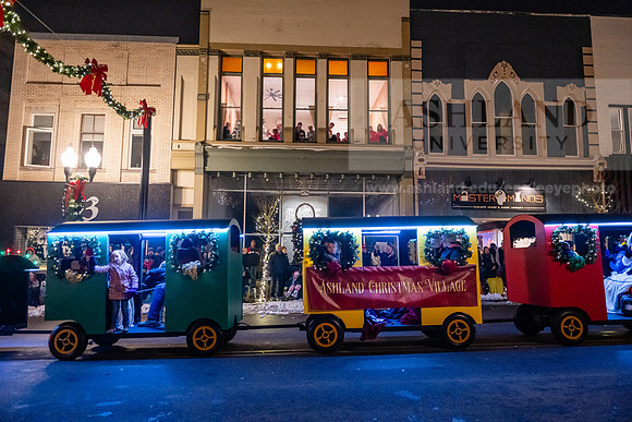 AshlandChristmasParade1225AWB_6672